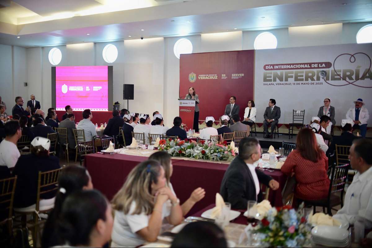 Personal de enfermería, columna vertebral de la salud: Gobierno de Veracruz   
